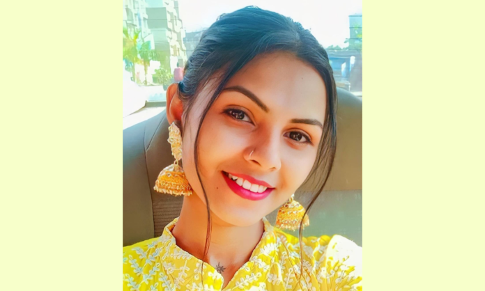 Arohi Barde Wiki, Biography, Instagram, Movies and TV Shows, Hot Web Series, Age, Net Worth